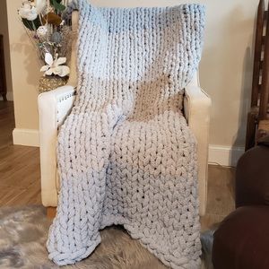 COZY❄️☕️HandMade Chunky Knit 3-Tone Blanket Throw